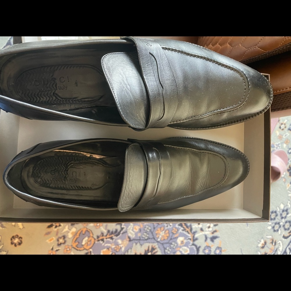 Gucci Loafers - Black men’s size 12.5